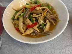 -汗腾格里·风味餐厅(新疆驻京办店)