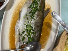 -湘阅•威海海鲜•湖南味道(华宝店)
