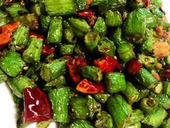 -大树餐厅(红旗街万达店)