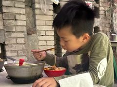 -铁锅哥米线