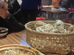 -蚝堡海鲜·威海菜·海肠捞饭·烧烤·亚洲吃蚝公司(幸福门店)