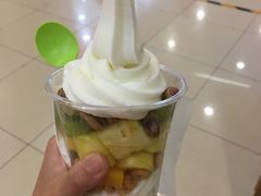 -三佰瑞冻酸奶(凯德MALL店)