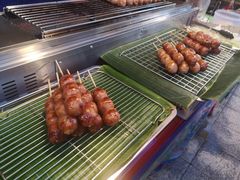 -席娜卡琳火车铁道夜市