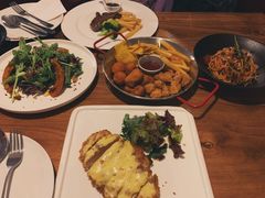 -百好乐宠物友好餐厅(朝外大街店)