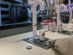 -红星前进面包牛奶公司(君太店)