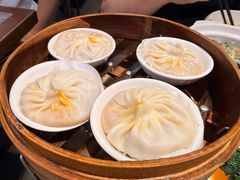 -莱莱小笼·乔艾