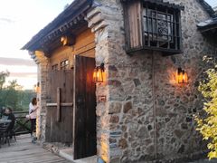 门面-云端咖啡(山顶教堂店)