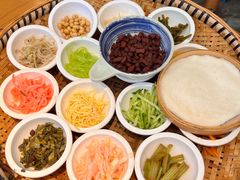 -包整·丝娃娃(一览甲秀楼风景店)