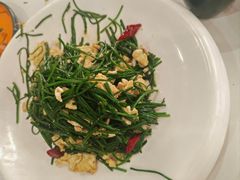-乡村馕坑肉·烧烤·新疆菜·本地人更爱吃(阿勒泰首店)