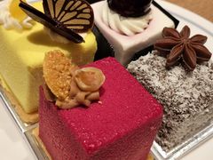 -咖啡苑自助餐厅·中国大饭店