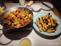 -聚友斋(陶瓷琉璃馆水晶街店)