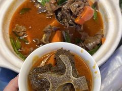 -霄汉牛三鲜湖北砂锅菜(万松园2店)
