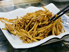 野芦蒿炒臭干-广迎居老正兴菜馆