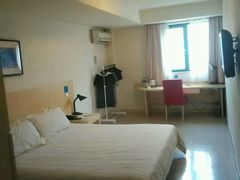 商务房B-锦江之星(广州海珠江泰路地铁站店)