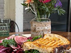 超级牛肉帕尼尼-O'mills Sourdough Bakery&Bistro(永嘉路店)