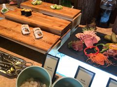 -大中华希尔顿酒店-念自助餐·嗨啤·小龙虾
