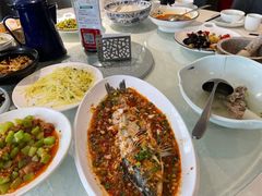 风生三文鱼-锦庐道地川菜(来福士店)