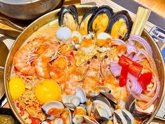 -渔米丰·广府鱼汤米线(中山六路店)