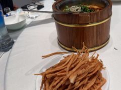 -绿杨春·淮扬宴(庐山路店)