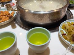 -洪氏嗨捞·猪肚鸡火锅(阳光天地店)