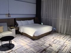 -大连星海皇冠假日酒店