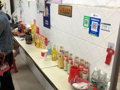 -小吴水煮(羊子巷无任何分店)