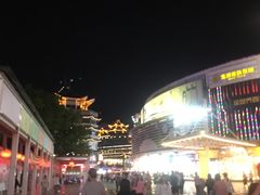 -东门小吃街