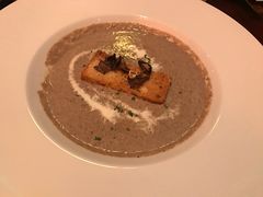 -杭州西子湖四季酒店-WL BISTRO西湖餐厅(灵隐路店)
