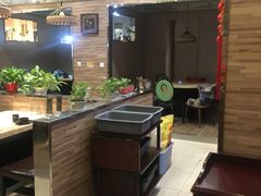 -钟掌勺忘不了地道湘菜(新天地假日广场店)