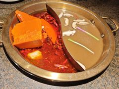 -小天鹅火锅·一线江景洪鼎旗舰店(洪崖洞店)