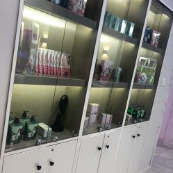 -咪咪专业脱毛连锁机构