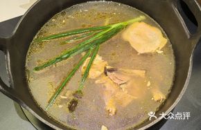 Deer Mushroom Old Chicken Hot Pot
