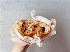 油饼包烧麦-家阳赵师傅油饼包烧麦(粮道街店)