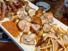 -菌海森林·非遗野生菌火锅(西山区滇池路摩根道店)