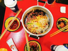 -咏勝锑锅麻辣烫(净居寺路总店)