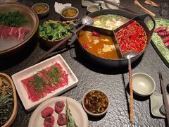 -三出山火锅(南京万象天地店)