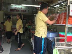 -Bánh Mì Huynh Hoa