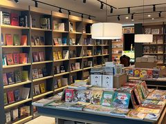 -魔方城市书房(中街益田店)