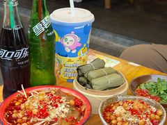 -拐枣巷小串串(财大店)