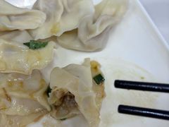 -孖妹上肉饺子馆