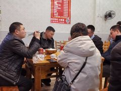 大堂-一品红烧鸭特色川菜(三岔湖店)