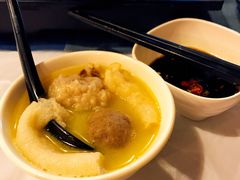 -鲜入围煮花胶鸡海鲜火锅