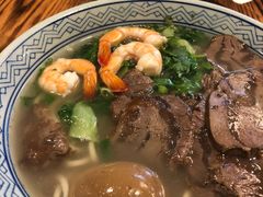 本楼拉面-功夫小笼包拉面