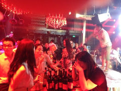 iphone_upload_pic-苏荷酒吧SohoBar(花园路店)