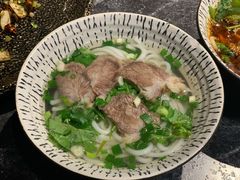 花溪牛肉粉-泉味道贵州厨房(三里河店)