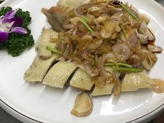 -龙悦湾酒家·八阵鱼生·渔人码头店