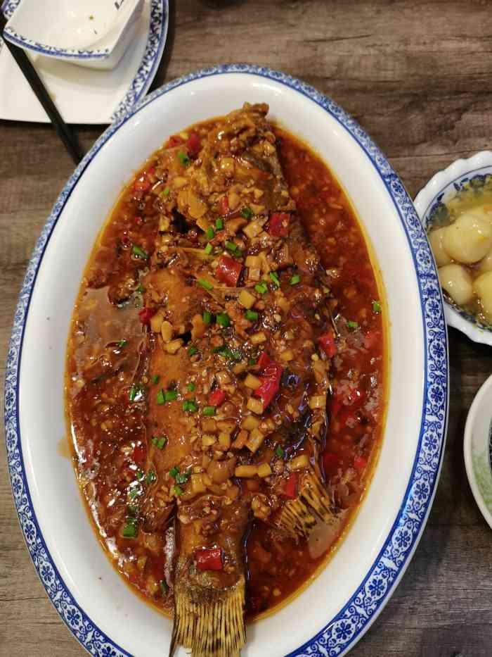 曾家厨房(九华山路店)-"听说很久的一家私房菜,中午结束工作后突然.
