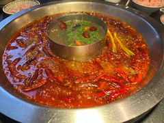 -王婆乔鲜鱼自助火锅(蜀汉路店)