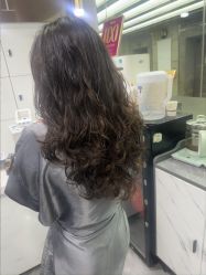 -镁连社·美联社