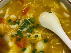 酸汤龙利鱼-舌尖上的食缘花园主题餐厅